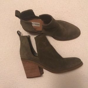 Steve Madden olive ankle boots